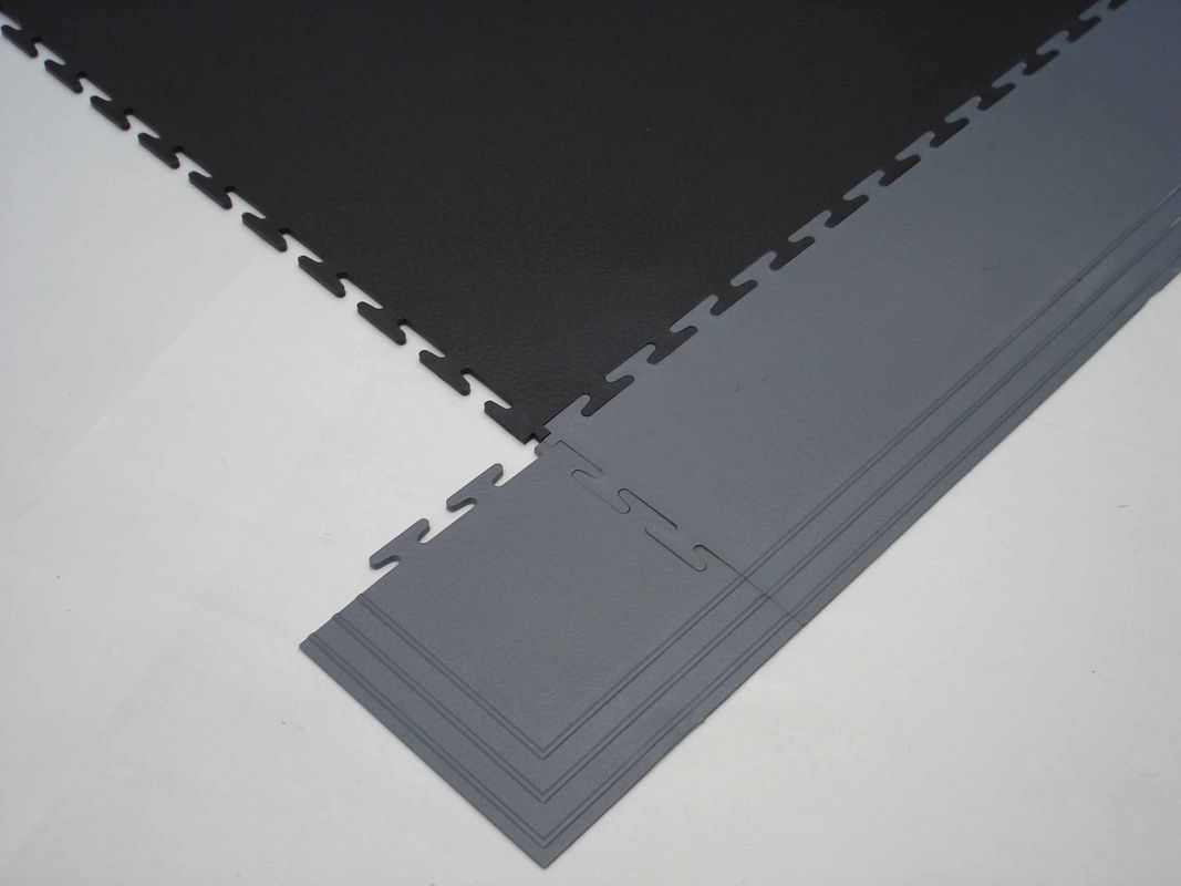 PVC Interlocking Floor Tile Smooth Surface For Use In Garages Workshop And Factories